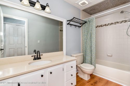 1202 Dahlia Ct, Jackson Twp NJ 08527-4160 exterior