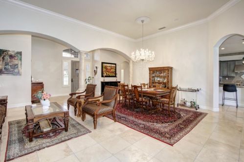 1086 Souza Dr, Folsom CA 95762-7556 exterior