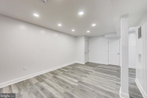 6401 Edsall Rd, Alexandria VA  22312-6411 exterior