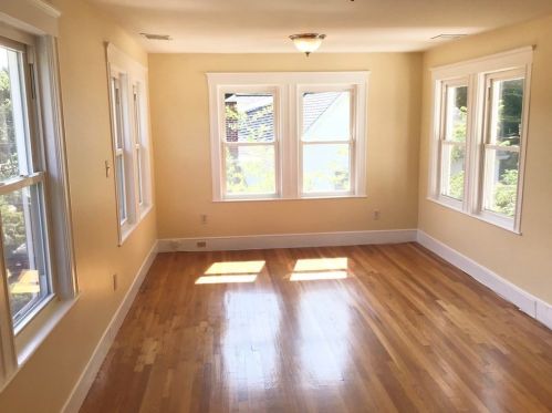 93 Ripley St, Newton MA 02459-2209 exterior