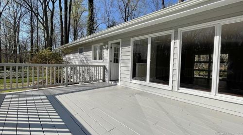 40 Black Alder Ln, Wilton CT 06897-2201 exterior