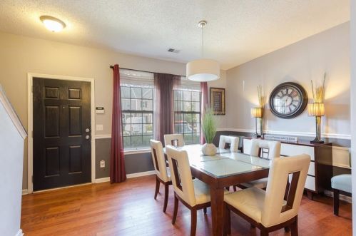 1510 Bayrose Cir, Atlanta GA 30344-8201 exterior