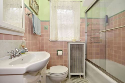 4449 Menard Ave, Chicago IL 60634-1712 exterior