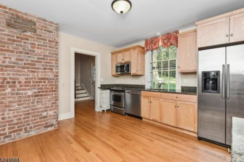 380 Claremont Rd, Bernardsville NJ  07924-1507 exterior