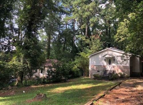 3039 Clarendale Dr, Atlanta, GA 30327-1703