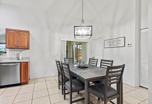 1808 Fears Ave, Fort Pierce FL  34953-4526 exterior