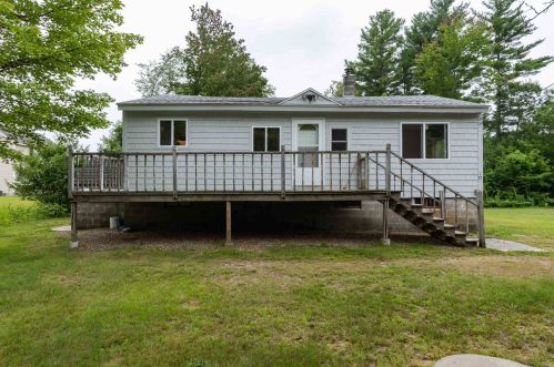 77 Blueberry Ln, Concord, NH 03304-4101