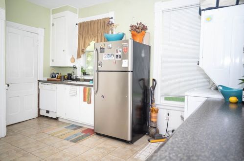 30 Uxbridge St, Worcester MA 01605-2512 exterior