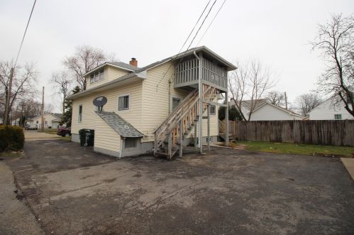 1409 Laurel Ave, Waukegan, IL 60085-5313