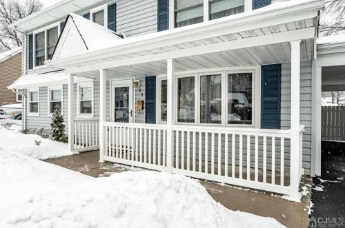 58 Henry Pl, Iselin, NJ 08830-1159