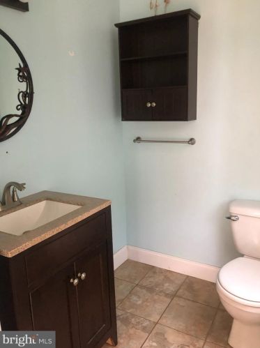 406 Elmwood Ave, Manor PA 19036-2327 exterior