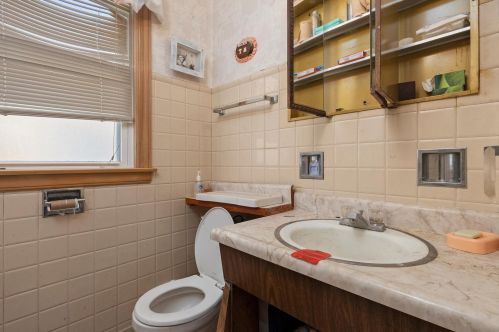 3038 Osceola Ave, Chicago IL 60634-3309 exterior