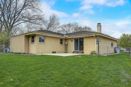 5718 24 St, Milwaukee WI 53204-1920 exterior