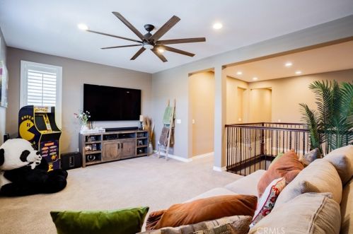 12684 Sierra Creek Dr, Riverside CA 92503-8412 exterior