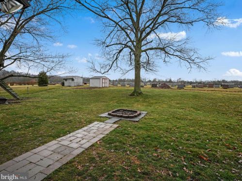 1246 Adams St, Pottstown PA  19464-2402 exterior