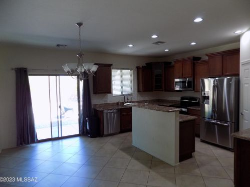 7287 Heartwood Dr, Tucson, AZ 85756-6138