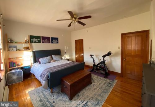 801 26 St, Philadelphia PA 19146-4403 exterior