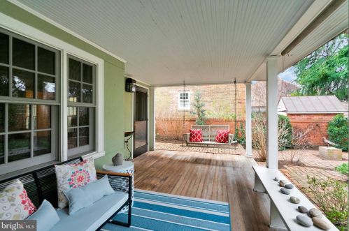 207 Fairfax St, Alexandria VA 22314-3304 exterior