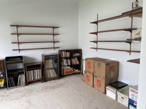 1367 John Ross Dr, Kalamazoo MI 49009-8307 exterior