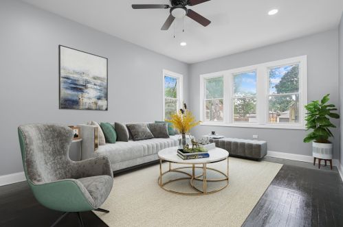 2048 70 Pl, Chicago IL 60637-4642 exterior