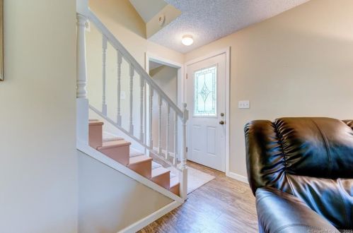 692 Torringford St, Torrington CT 06790-4162 exterior