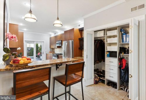 769 24 St, Philadelphia PA 19130-2539 exterior