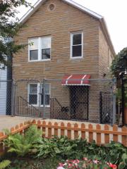 2985 Bonaparte St, Chicago, IL 60608-5530