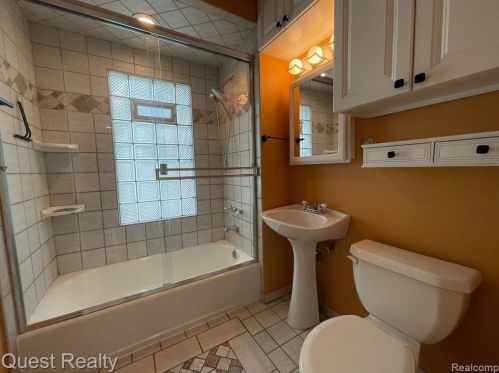 1379 Lincoln St, Bham MI  48009-7194 exterior