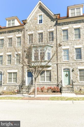 505 Regent Pl, Washington, DC 20017-2000