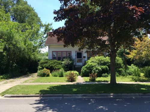 444 Montrose Ave, Elmhurst, IL 60126-3758