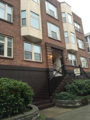 320 Summit Ave, Seattle WA  98102-5204 exterior