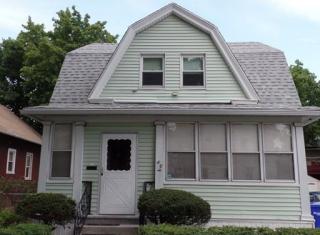 49 Villa Pkwy, Springfield, MA 01109-3226