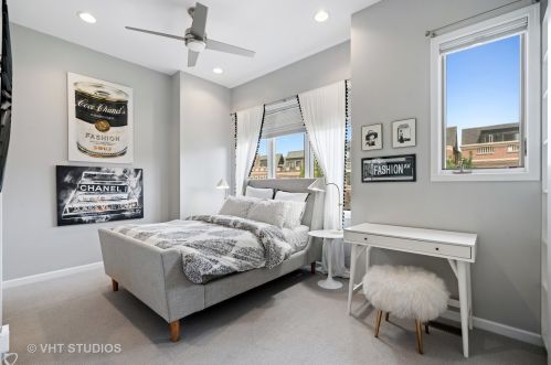 2630 Paulina St, Chicago IL  60614-1018 exterior