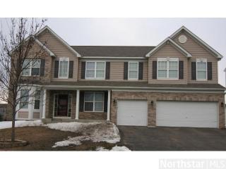 3136 Mulligan Ln, Chaska, MN 55318-3226