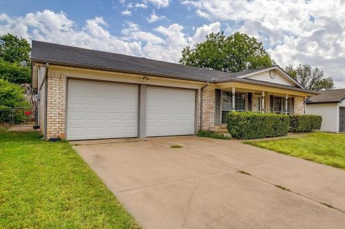 408 Douglas St, Burleson, TX 76028-3547