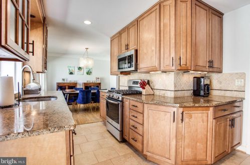 1841 Birch Rd, Mc Lean VA 22101-5317 exterior