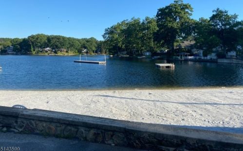 26 Glenwood Rd, Parsippany NJ 07834-3308 exterior