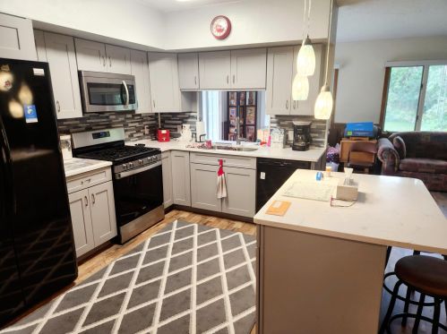 1900 Letart Ave, Meskegon MI 49441-1227 exterior