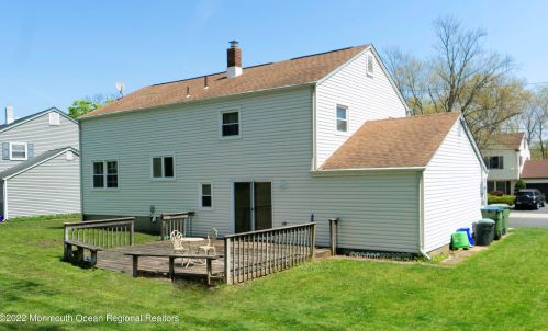 26 Phillips Rd, Edison NJ 08817-4611 exterior