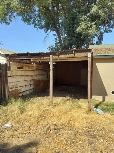 711 Belle Ave, Bakersfield CA 93308-4203 exterior