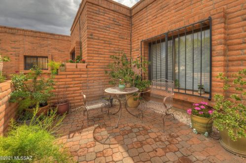 8625 Candlewood Loop, Tucson, AZ 85704-0929