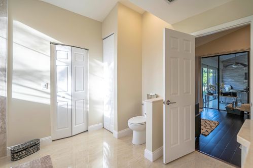 7195 Le Chalet Blvd, Boynton Beach FL 33472-5033 exterior