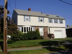 121 Albemarle Rd, Newton, MA 02460-1136