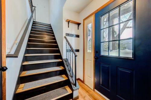 1312 Hilo Ave, Saint Paul, MN 55128-6006