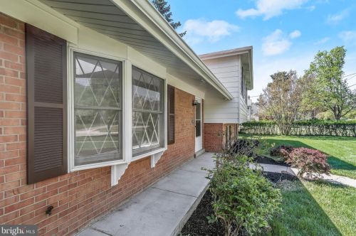 113 Monument St, Rockville MD 20850-2836 exterior