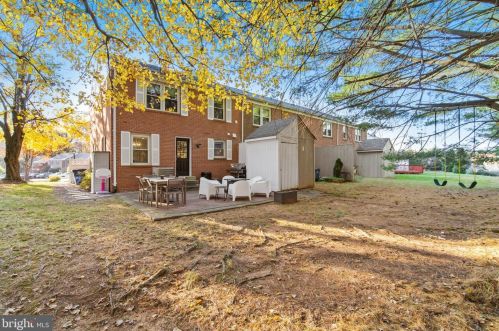 9301 Bentridge Ave, Rockville MD 20854-2860 exterior