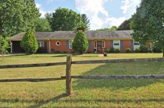 505 Kingsway Dr, King, NC 27021-9433