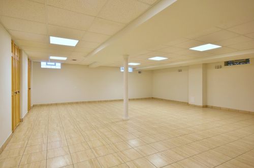 6909 Balmoral Ave, Chicago IL  60656-2007 exterior