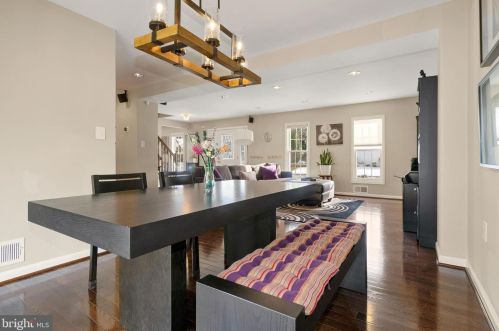 11600 Coldstream Dr, Rockville MD 20854-3619 exterior