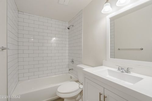 9301 29th St, Tucson AZ  85710-8015 exterior